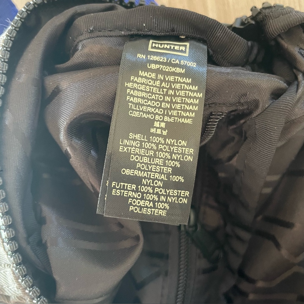 Hunter Gray Belt Bag with Blue Strap Fanny Pack - Picture 5 of 10